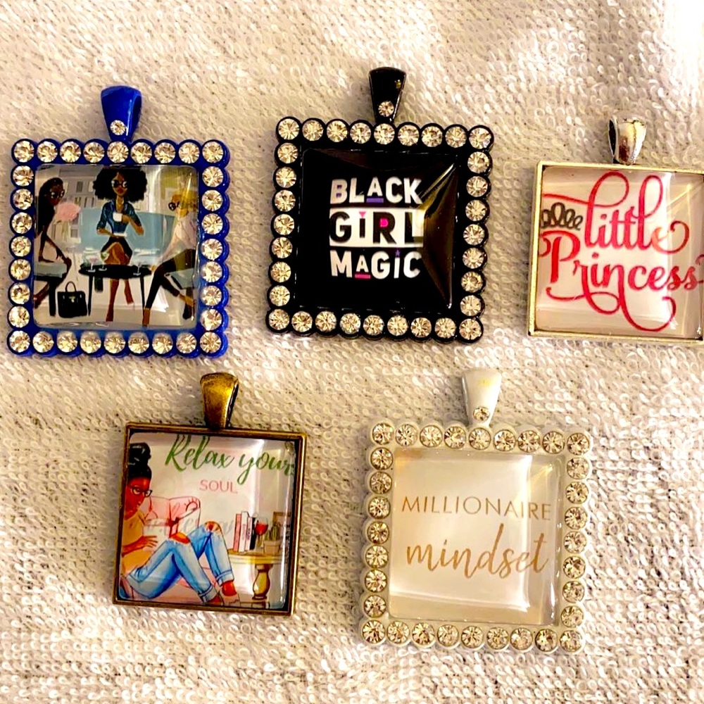 Statement Pendant Tray Charms